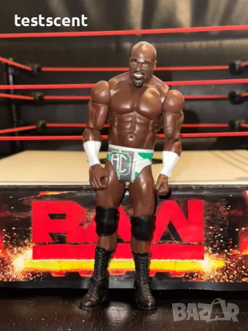 Екшън фигура WWE Apollo Crews Аполо Крюс Mattel Basic figure wrestling играчка NXT , снимка 2 - Колекции - 48398357