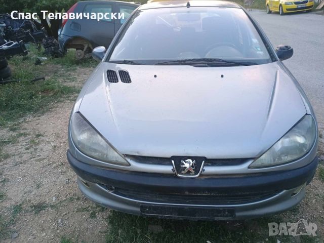 Продавам пежо 206 1.4 бензин На части, снимка 1 - Автомобили и джипове - 46504562