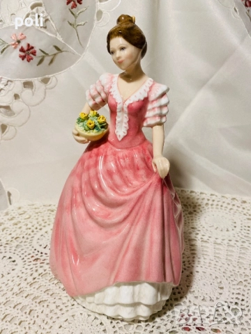 порцеланова статуетка , снимка 2 - Статуетки - 52179962
