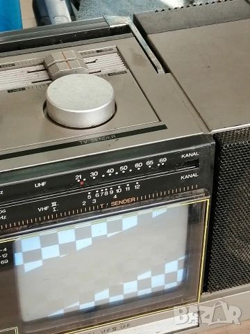Ретро, радиокасетофон с телевизор ELECTRONIC TVCR 4500, снимка 12 - Радиокасетофони, транзистори - 54048676