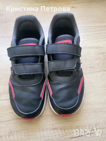 Маратонки Adidas 34 номер