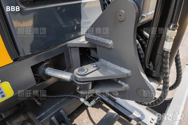 Продавам багер Hengwang HW 26, снимка 2 - Индустриална техника - 53217164