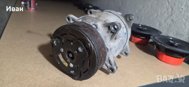 Компретор климатик VW Golf 3 