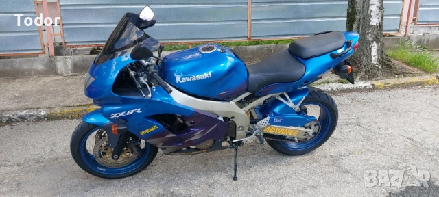 Kawasaki ZX 900
