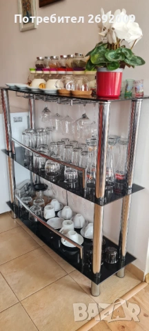 Продавам стъклен бар плот/витрина, снимка 3 - Секции и витрини - 53821133