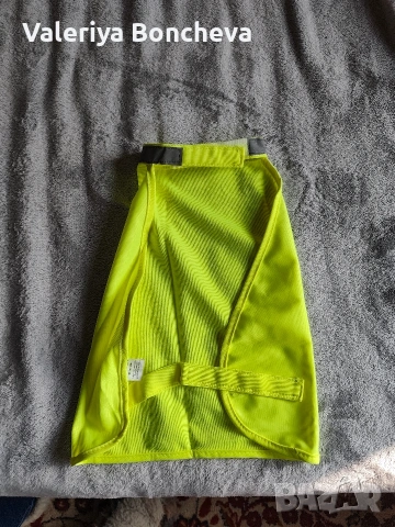 светлоотразителна жилетка за куче