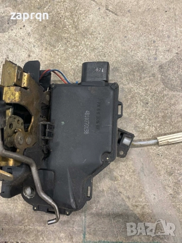 Предни брави лява и дясна за Audi/Ауди А6 C5/Ц5, снимка 3 - Части - 52588776