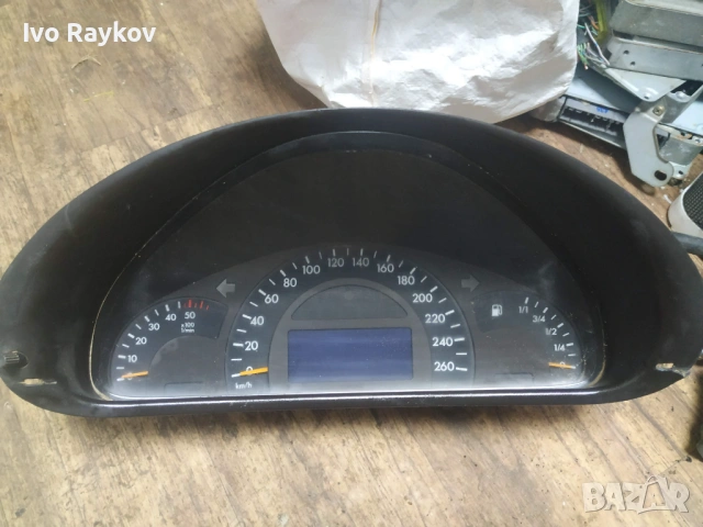 Километраж за Мерцедес Mercedes-benz W203 A2035401347 , 2035401347