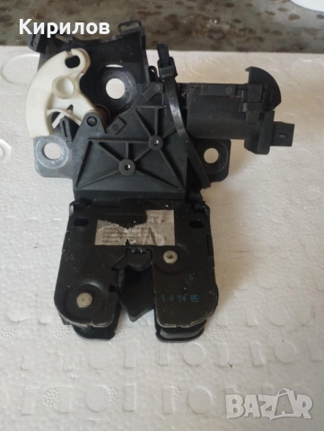 Брава на задна врата за АУДИ A4 B7 Avant, снимка 2 - Части - 51597225