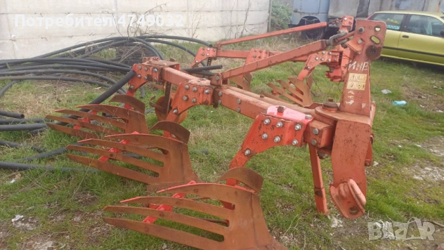ПРОДАВАМ 2 БРОЯ ПЛУГ Mass 3x16, снимка 4 - Селскостопанска техника - 53628935