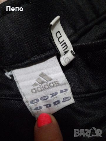 Гащи Adidas , снимка 2 - Къси панталони - 46652927