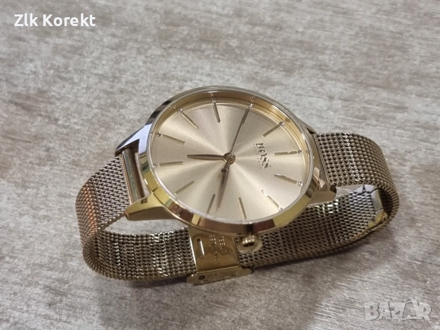 Дамски часовник Hugo Boss, снимка 2 - Дамски - 53340461