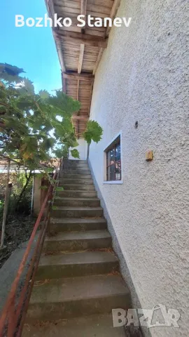 Продавам две къщи в Пчелник, снимка 10 - Къщи - 49296804