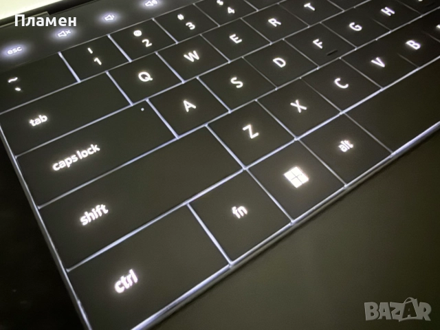 Dell XPS 13 Plus 9320/Core i7-1260P/16GB RAM/512GB SSD/13.4" FHD+ Touch/Platium/Като нов, снимка 8 - Лаптопи за работа - 52624704