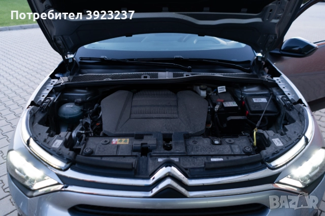 Citroën ë-C4 X – 2024 г., най-високо ниво на оборудване, като нова!, снимка 17 - Автомобили и джипове - 52323413