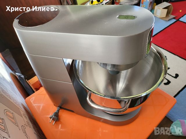 Кухненски робот KENWOOD Chef XL Titanium 1700 W Блендер Планетарен миксер, снимка 10 - Кухненски роботи - 44260680