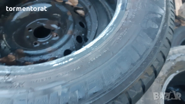 Летни гуми Мишлен-195/65/15, снимка 2 - Гуми и джанти - 53623349