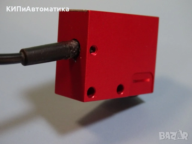 сензор фотоелектрически Leuze LSR 713/2Se photoelectric sensor 10-30V, снимка 4 - Резервни части за машини - 54218330
