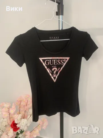 Тениска Guess размер S, подходяща и за XS, снимка 3 - Тениски - 50203339