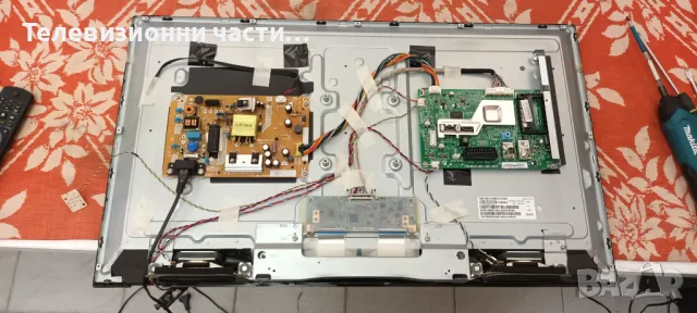 Philips 32PFS4132/12 със счупен екран TPT320B5-FHBN0.K/715G8659-M01-000-004Y/715G7734-P03-005-002H, снимка 3 - Части и Платки - 49829693