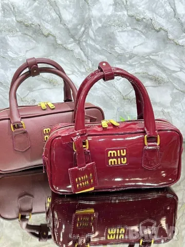 чанти Miu Miu , снимка 11 - Чанти - 49328280