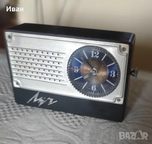 Часовници, снимка 11 - Антикварни и старинни предмети - 48853818