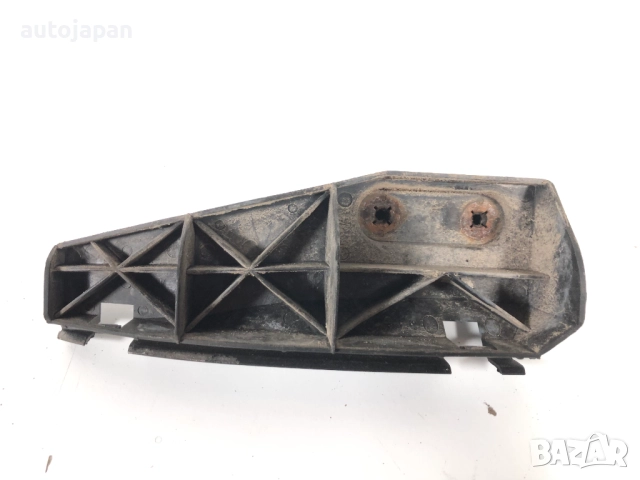  Заден десен държач задна броня Toyota Corolla Verso 2.2 D-CAT 177кс 2007г  