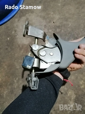 Лост за ръчна спирачка за toyota yaris/yaris verso 2002, снимка 3 - Части - 53846422