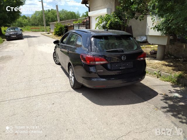 Opel Astra 1.2, снимка 3 - Автомобили и джипове - 46135776