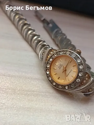 Дамски часовник Q&Q, снимка 5 - Дамски - 49805271