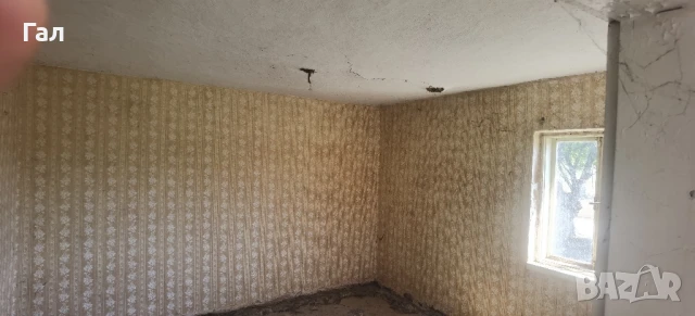 Къща с двор 1927кв.м, снимка 9 - Къщи - 50706670