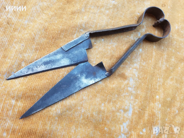 Кована ножица с печати, снимка 2 - Антикварни и старинни предмети - 53649221