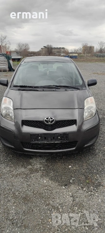 Toyota Yaris Evo 1.0 2011г, снимка 3 - Автомобили и джипове - 53607584