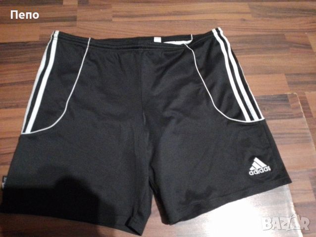 Гащи Adidas , снимка 1 - Къси панталони - 46336085