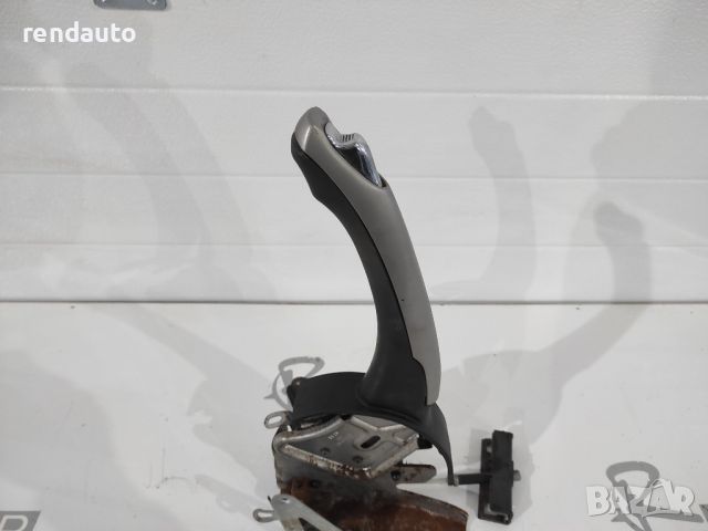 Лост за ръчна спирачка за Toyota Auris 2006-2012 11319661, снимка 2 - Части - 45708015