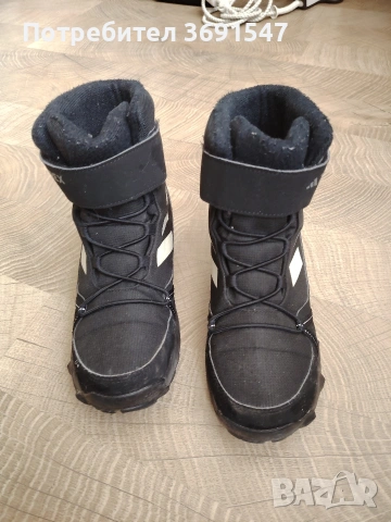 Детски боти Adidas , снимка 3 - Детски боти и ботуши - 53579245