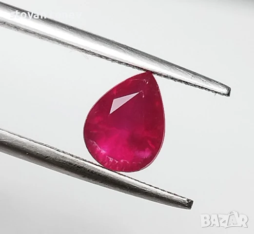 Очарователен ненагряван рубин с красив цвят 1.29кт.! Сертификат! Нов!, снимка 5 - Други - 47553330