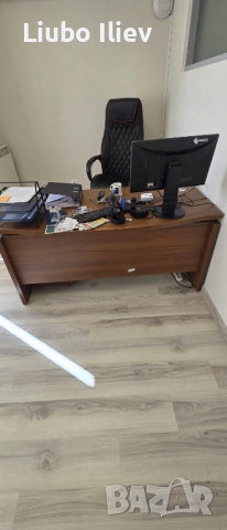 Офис мебели, снимка 3 - Работни маси и бюра - 52220531