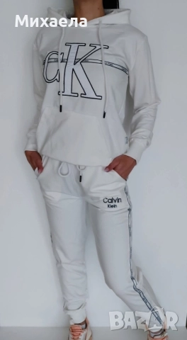 Дамски екипи CK - няколко цвята - 65 лв.