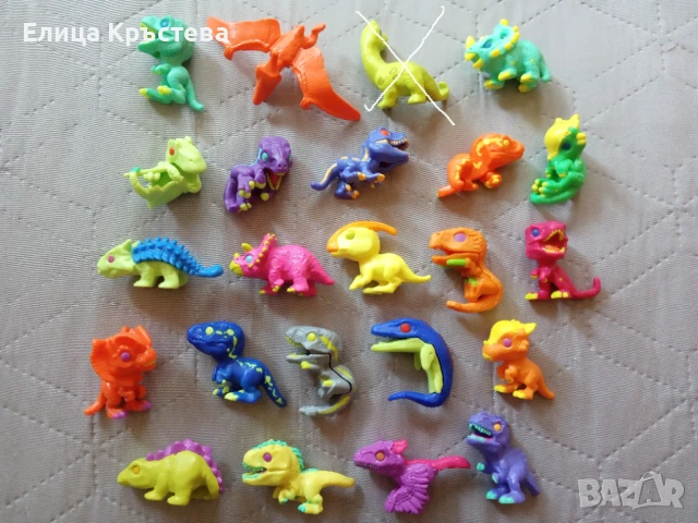 Kinder Jurassic world играчки от шоколадови яйца 