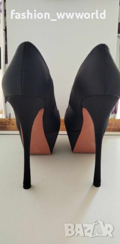 Налични елегантни обувки Amina Muadi 39 реплика, снимка 5 - Дамски обувки на ток - 45702266