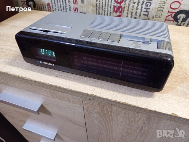 Радио-Часовник "Blaupunkt", снимка 2 - Радиокасетофони, транзистори - 53593912