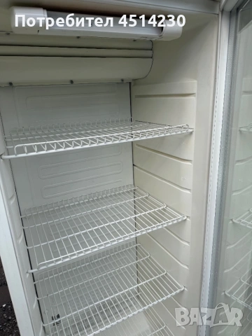 Хладилна витрина с една стъклена врата – 165×60 см, отлично състояние, снимка 4 - Витрини - 53751044