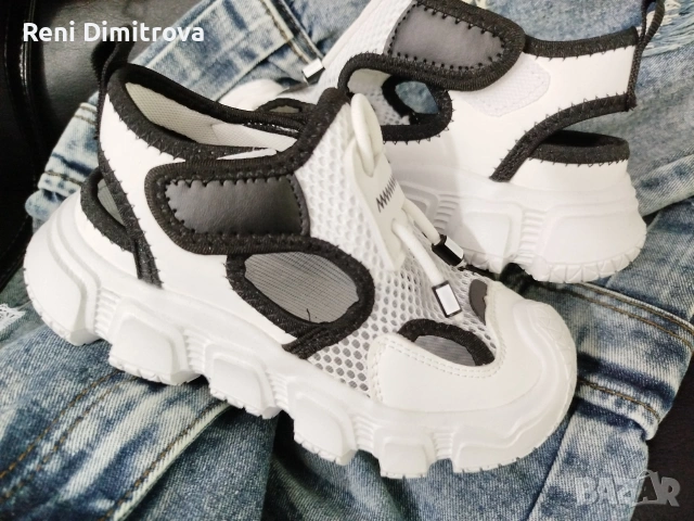 детски спортни обувки 