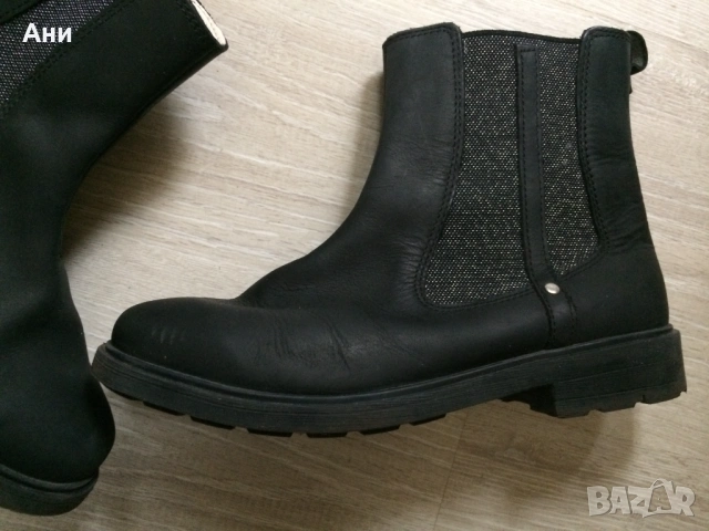  Черни ботушки Clarks Astrol Orin ., снимка 2 - Детски боти и ботуши - 53394620