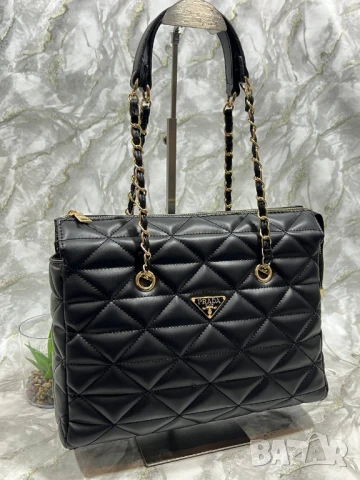 чанти prada , снимка 2 - Чанти - 50744264