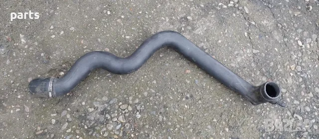 Тръба Интеркулер Мерцедес C класа W202 - A2025281008, снимка 2 - Части - 49761235