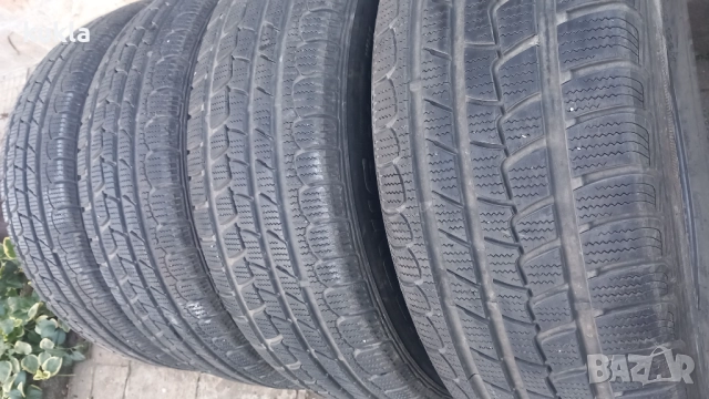 Гуми Roadstone alpin, снимка 3 - Гуми и джанти - 52938009