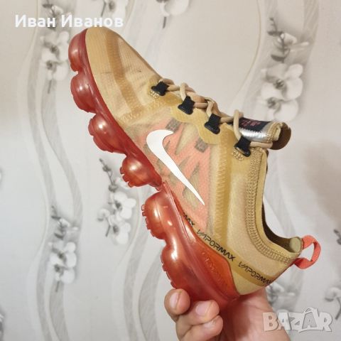 оригинални Nike Air Vapormax 2019 Gold Light номер 39-40, снимка 15 - Маратонки - 36301953