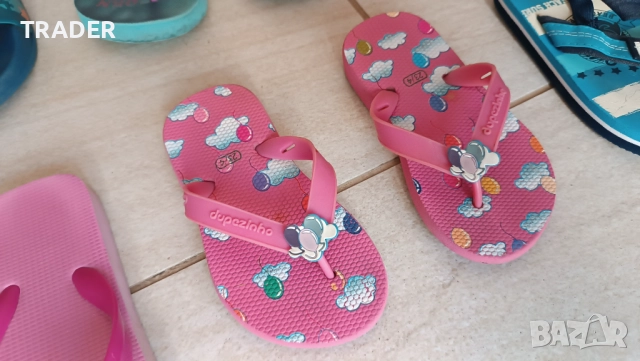 Джапанки чехли  HAVAIANAS Decathlon Nabaiji Crocs Dedoles  Dupezinho, снимка 9 - Детски сандали и чехли - 27910711